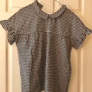 Short ruffle sleeve gingham shirt